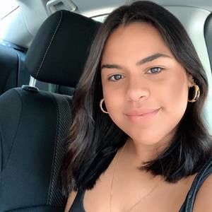 Meet your Posher, Leah